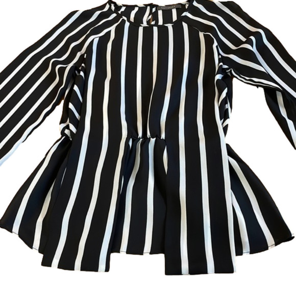 Beautiful Sheer Black and White Striped Blouse by Suzy Shier Size XS - Picture 3 of 7